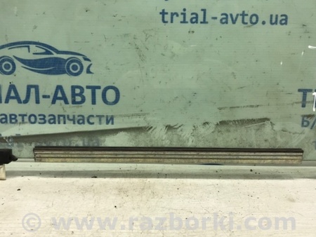 ФОТО Стекло двери переднее левое для Toyota Avensis T270 (10.2008-12.2012) Киев