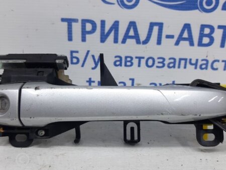 ФОТО Ручка двери внешняя передняя правая для Toyota Avensis T270 (10.2008-12.2012) Киев