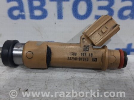ФОТО Форсунка топливная для Toyota Avensis T270 (10.2008-12.2012) Киев