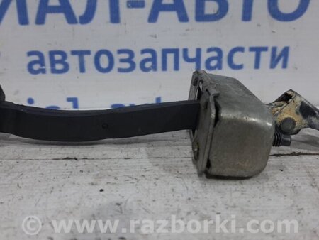 ФОТО Ограничитель двери задний левый для Toyota Avensis T270 (10.2008-12.2012) Киев