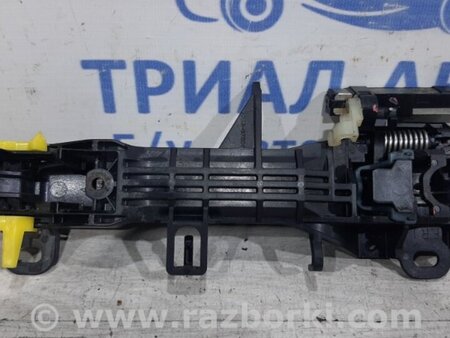 ФОТО Ручка двери внешняя передняя правая для Toyota Avensis T270 (10.2008-12.2012) Киев