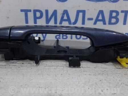ФОТО Ручка двери внешняя передняя правая для Toyota Avensis T270 (10.2008-12.2012) Киев