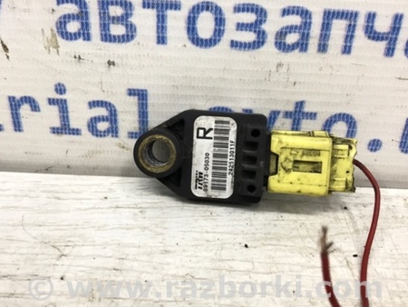 ФОТО Датчик удара (AIRBAG) для Toyota Avensis T270 (10.2008-12.2012) Киев