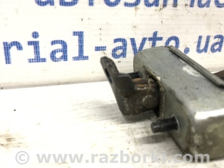 ФОТО Ограничитель двери задний левый для Toyota Avensis T270 (10.2008-12.2012) Киев