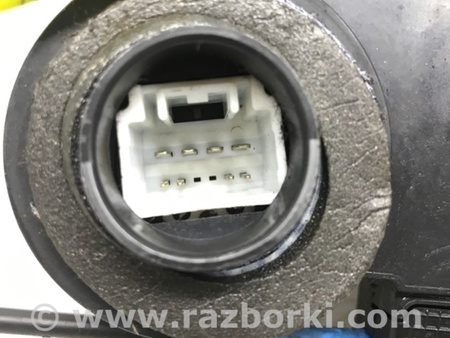 ФОТО Замок двери задний правый для Toyota Avensis T270 (10.2008-12.2012) Киев