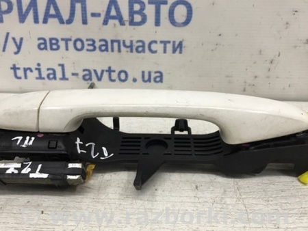 ФОТО Ручка двери внешняя передняя левая для Toyota Avensis T270 (10.2008-12.2012) Киев