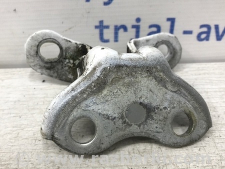 ФОТО Петля двери задней правой верхняя для Toyota Avensis T270 (10.2008-12.2012) Київ