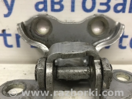 ФОТО Петля двери задней левой нижняя для Toyota Avensis T270 (10.2008-12.2012) Киев