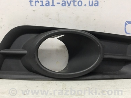 ФОТО Решетка противотуманки правая для Chevrolet Cruze J300 (2008-2016) Киев
