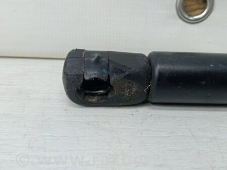 ФОТО Амортизатор крышки багажника для SsangYong Korando Киев