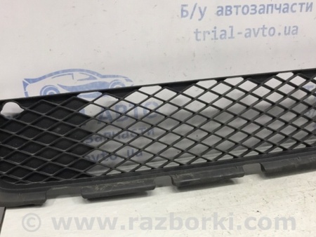 ФОТО Решетка бампера центральная для Mitsubishi ASX Киев