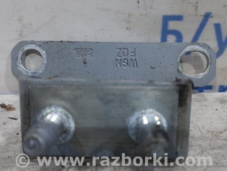 ФОТО Петля крышки багажника для Hyundai ix35 Tucson Киев