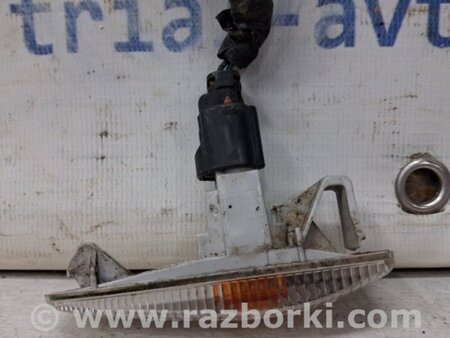 ФОТО Повторитель поворотника для Mitsubishi ASX Київ