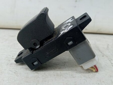 ФОТО Кнопка стеклоподъемника для SsangYong Korando Киев