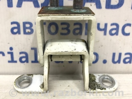 ФОТО Петля крышки багажника для SsangYong Korando Киев