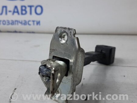 ФОТО Ограничитель двери задний правый для Mitsubishi ASX Киев