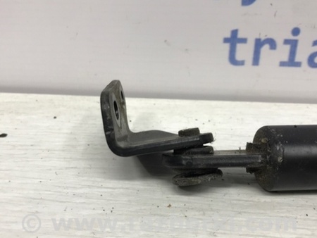 ФОТО Амортизатор крышки багажника для Mazda CX-5 KE (12-17) Киев