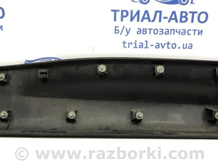 ФОТО Накладка двери для Mazda CX-5 KE (12-17) Киев