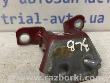 ФОТО Петля двери задней левой верхняя для Mazda CX-5 KE (12-17) Киев