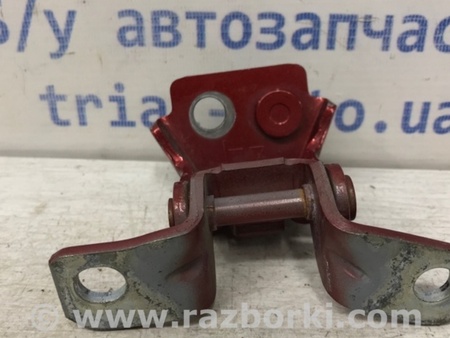 ФОТО Петля двери задней левой верхняя для Mazda CX-5 KE (12-17) Киев