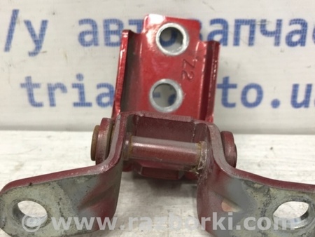 ФОТО Петля двери задней правой нижняя для Mazda CX-5 KE (12-17) Киев