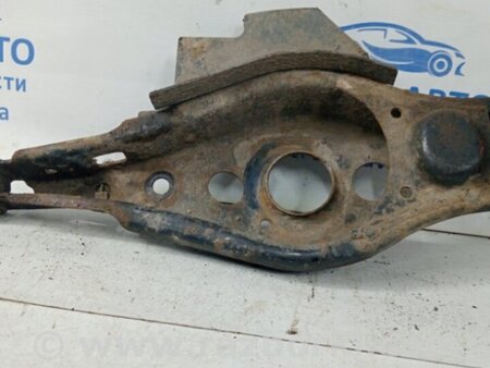 ФОТО Рычаг задней подвески нижний поперечный (под пружину) для Toyota RAV-4 (15-18) Киев