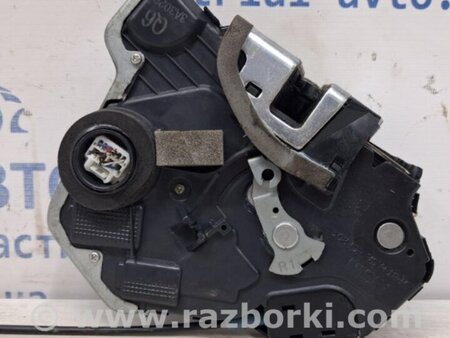 ФОТО Замок двери передний правый для Toyota RAV-4 (15-18) Київ