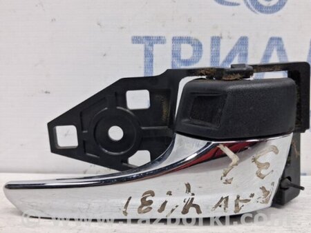 ФОТО Ручка двери внутренняя правая для Toyota RAV-4 (15-18) Киев