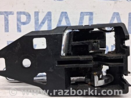 ФОТО Ручка двери внутренняя левая для Toyota RAV-4 (15-18) Киев