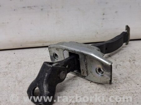 ФОТО Ограничитель двери задний правый для Toyota RAV-4 (15-18) Київ