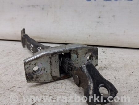 ФОТО Ограничитель двери задний левый для Toyota RAV-4 (15-18) Киев