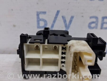 ФОТО Кнопка стеклоподъемника для Toyota RAV-4 (15-18) Киев