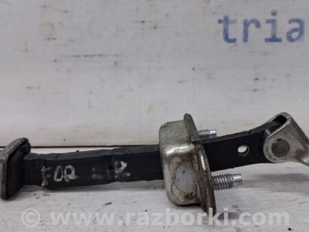 ФОТО Ограничитель двери передний правый для Subaru Forester SJ (2013-2018) Киев