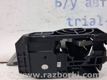 ФОТО Ручка двери внутренняя правая для Mazda 3 BM/BN (2013-2019) (III) Київ