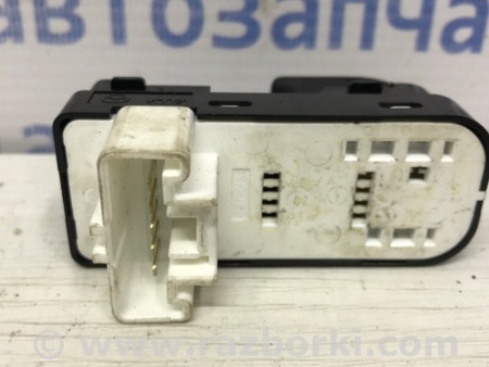ФОТО Кнопка стеклоподъемника для Mazda 3 BM/BN (2013-2019) (III) Киев