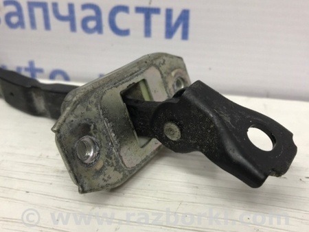 ФОТО Ограничитель двери передний левый для Mazda 3 BM/BN (2013-2019) (III) Київ