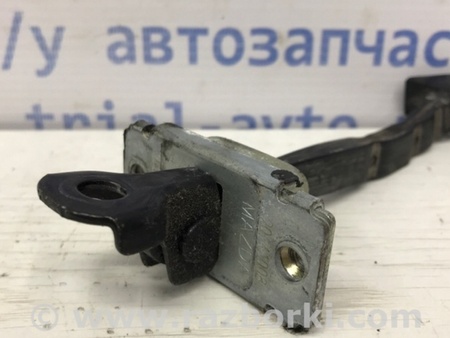 ФОТО Ограничитель двери задний правый для Mazda 3 BM/BN (2013-2019) (III) Київ
