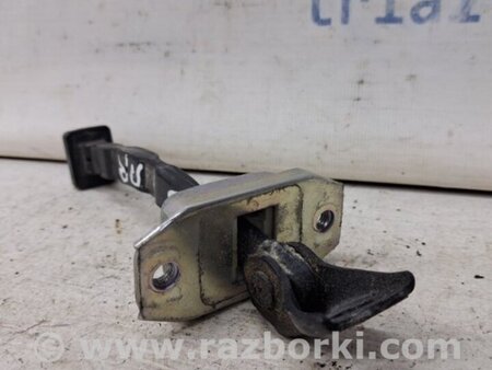 ФОТО Ограничитель двери передний правый для Mazda 3 BM/BN (2013-2019) (III) Київ