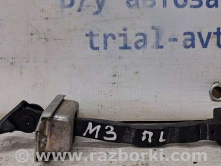 ФОТО Ограничитель двери передний левый для Mazda 3 BM/BN (2013-2019) (III) Киев