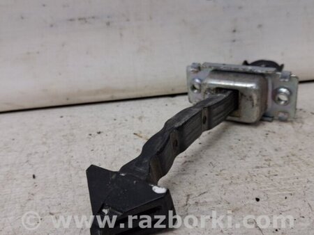 ФОТО Ограничитель двери задний правый для Mazda 3 BM/BN (2013-2019) (III) Київ