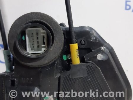 ФОТО Замок двери задний правый для Toyota Camry 50 XV55 (04.2014-07.2018)  Киев