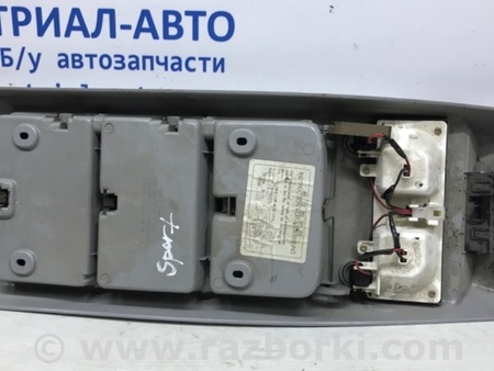 ФОТО Плафон передний для Mitsubishi Pajero Sport (96-09) Київ