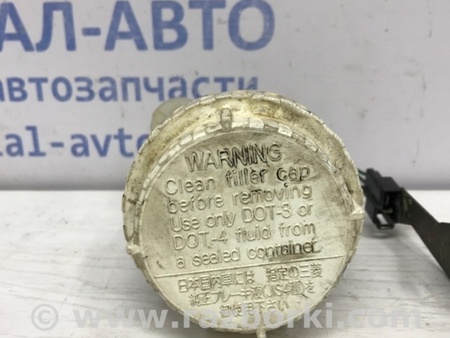 ФОТО Бачок главного тормозного цилиндра для Mitsubishi Pajero Sport (96-09) Київ