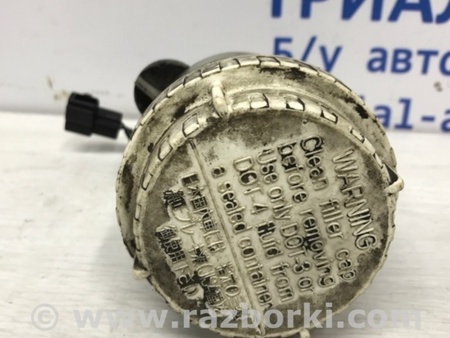 ФОТО Бачок главного тормозного цилиндра для Mitsubishi Pajero Sport (96-09) Киев