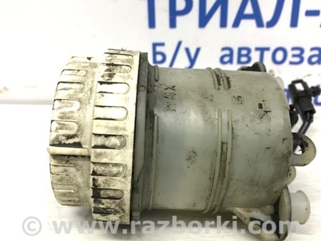 ФОТО Бачок главного тормозного цилиндра для Mitsubishi Pajero Sport (96-09) Киев