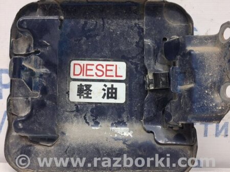 ФОТО Лючок бака для Mitsubishi Pajero Sport (96-09) Киев
