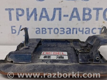 ФОТО Лючок бака для Mitsubishi Pajero Sport (96-09) Киев