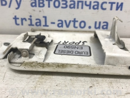 ФОТО Лючок бака для Mitsubishi Pajero Sport (96-09) Київ