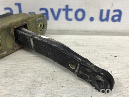 ФОТО Ограничитель двери задний правый для Mitsubishi Pajero Sport (96-09) Київ