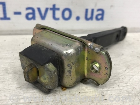 ФОТО Ограничитель двери передний левый для Mitsubishi Pajero Sport (96-09) Киев